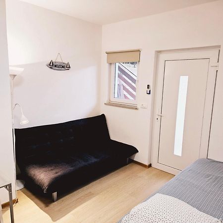 Apartma Tul Изола Екстериор снимка